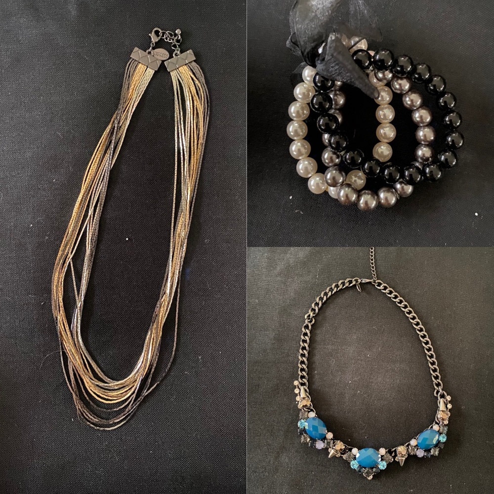 2 express necklaces and 1 bracelet set